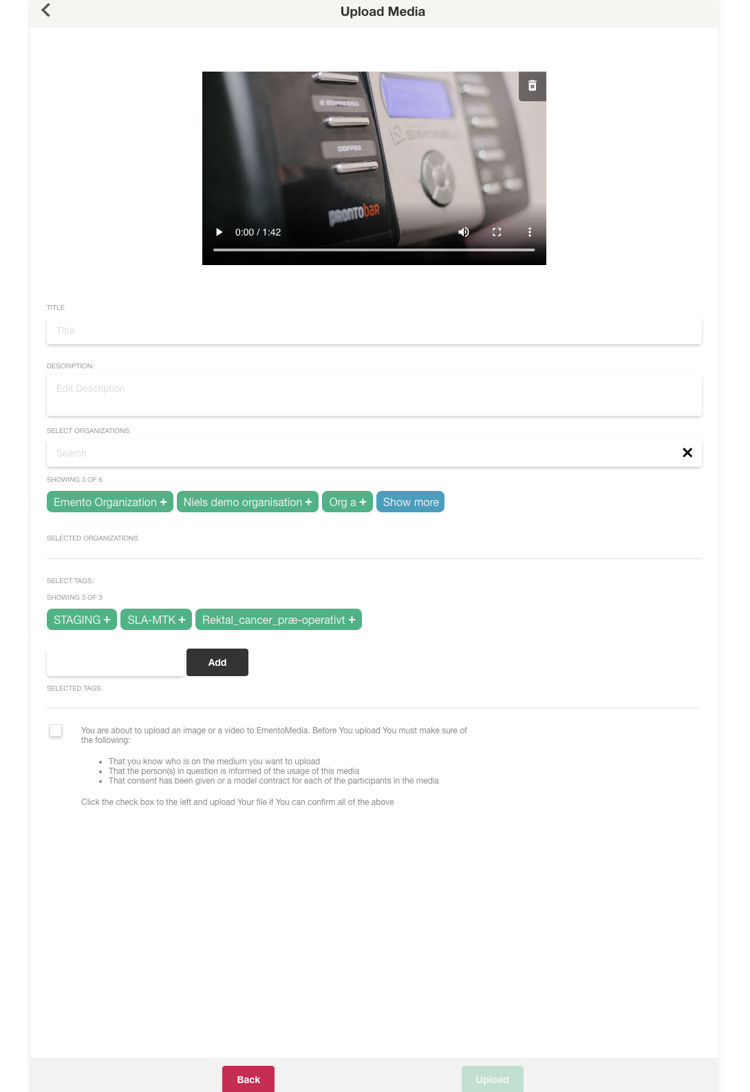 Udfyld info ved upload